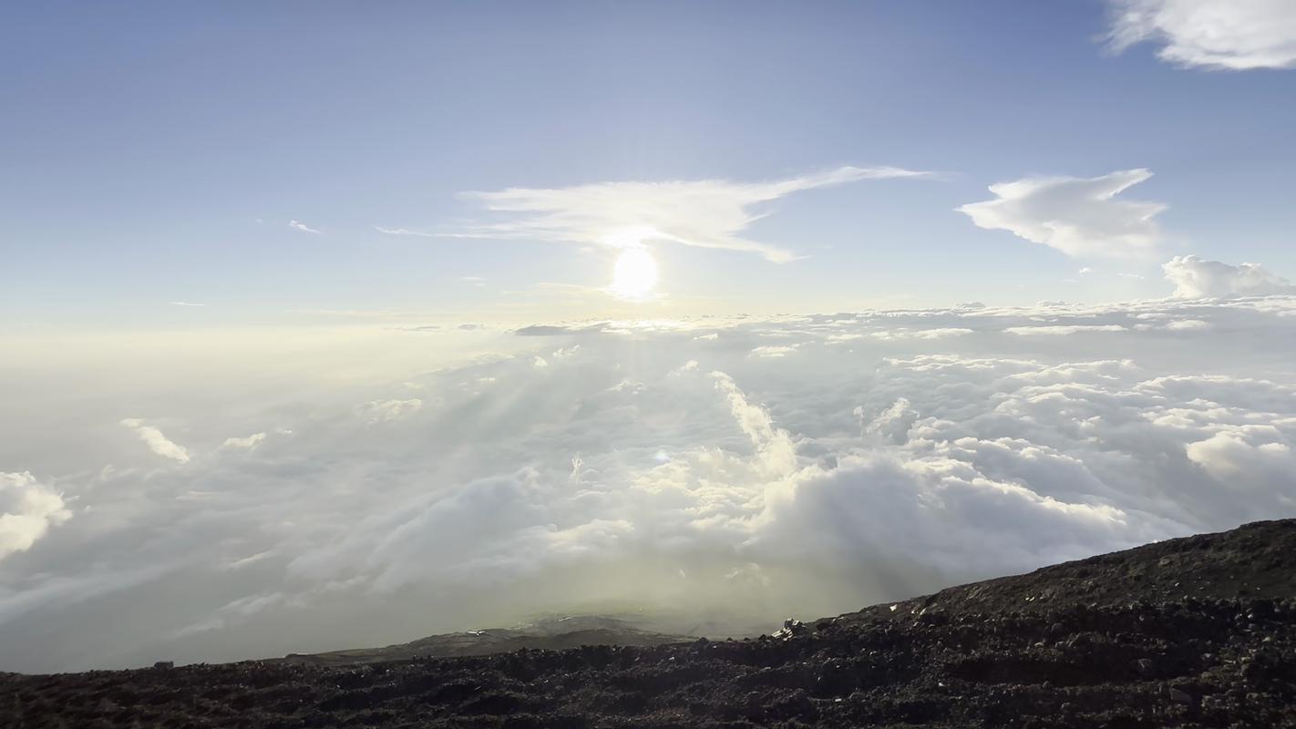 Another beautiful shot of Mt. Fuji, captured by Connor as he achieves his goal of climbing the real-world equivalent of Mt. Silver from Johto