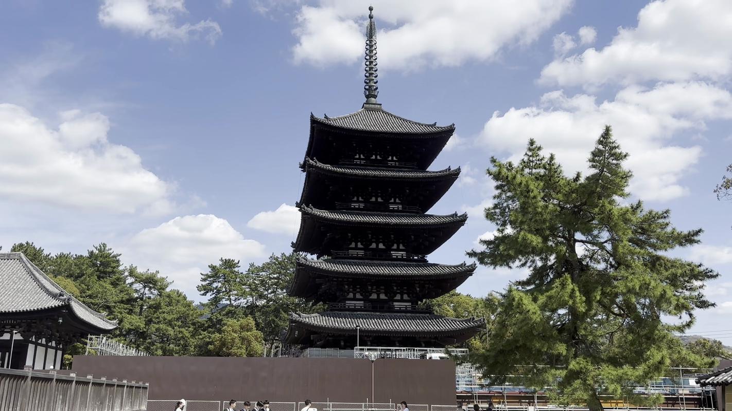 Kōfuku-ji in Nara, the real-world equivalent of Violet City's Sprout Tower