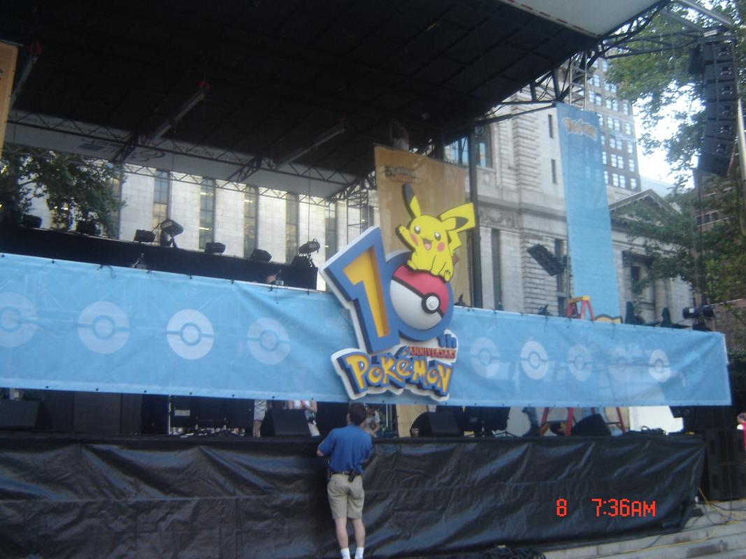 Peter arrived at Bryant Park super early to see the organisers set up the main stage before many other attendees had arrived