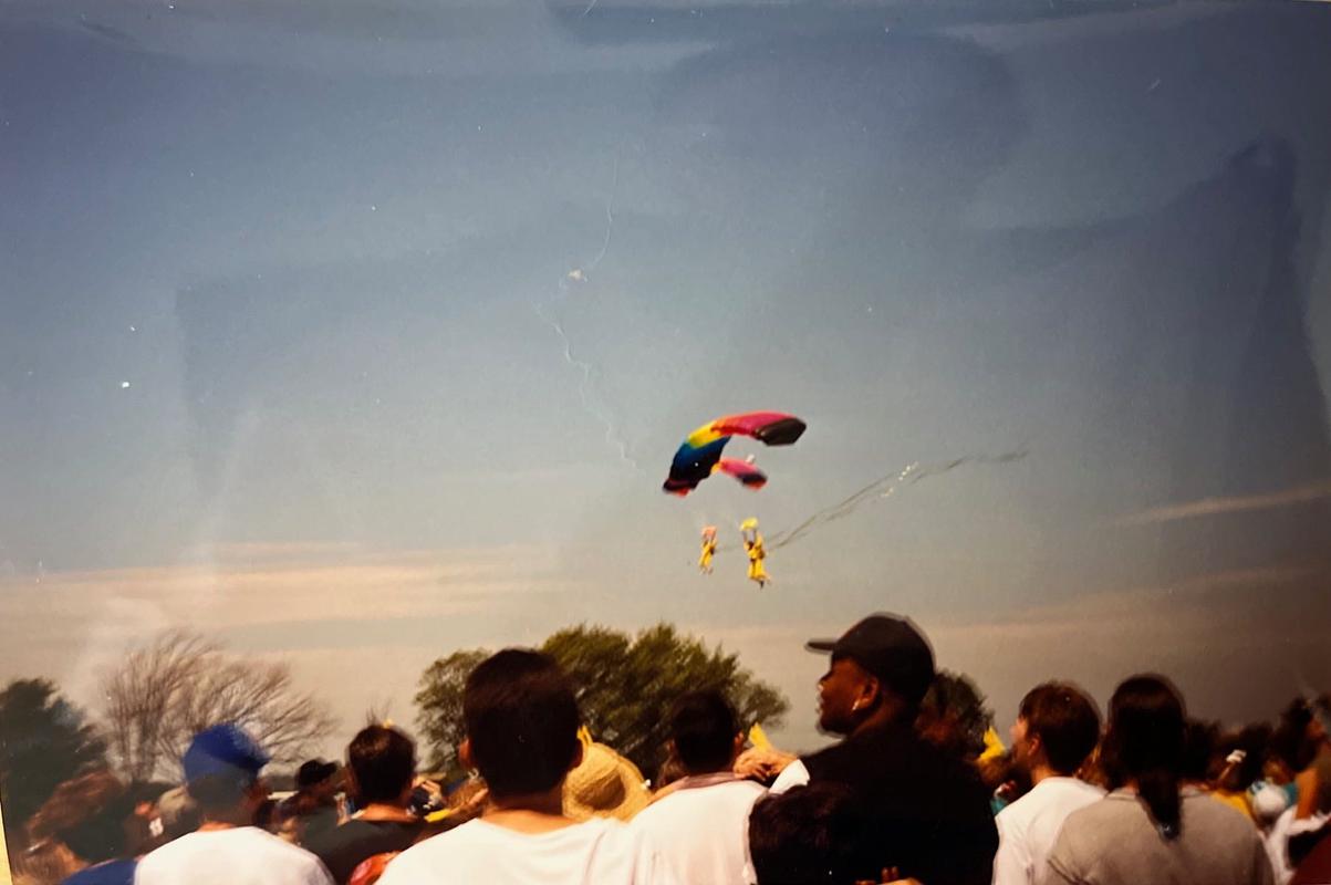 The Greater Kansas City Skydiving Club descended to the ground, putting on a show for the many attendees below (Photo credit: Alyssa Buecker