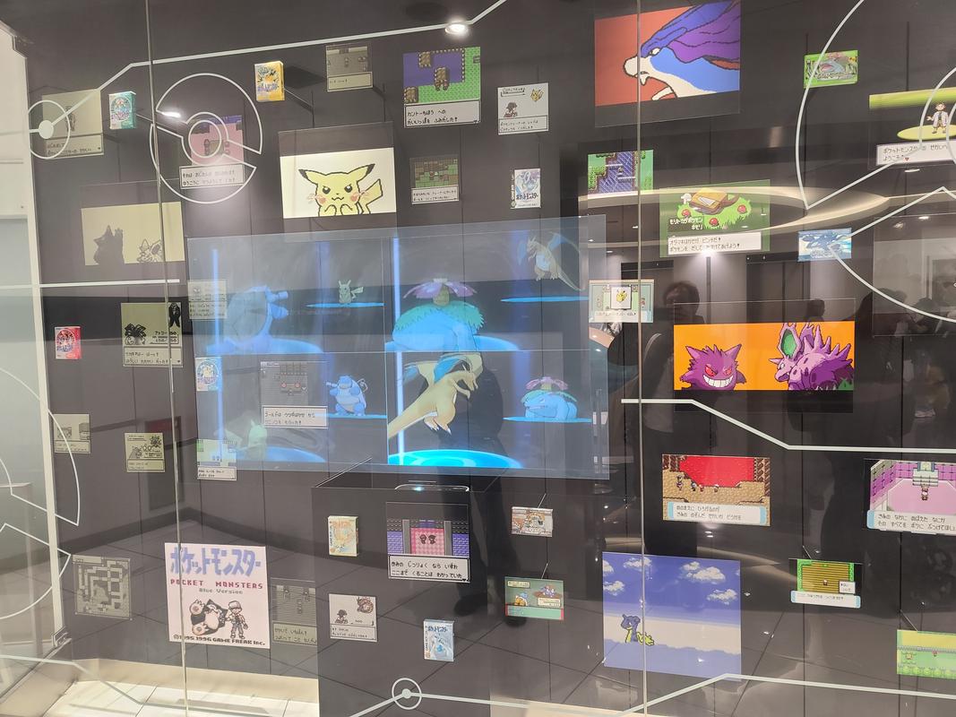 This window display found in the Pokémon Center Tokyo DX store, shows the history of the mainline Pokémon series
